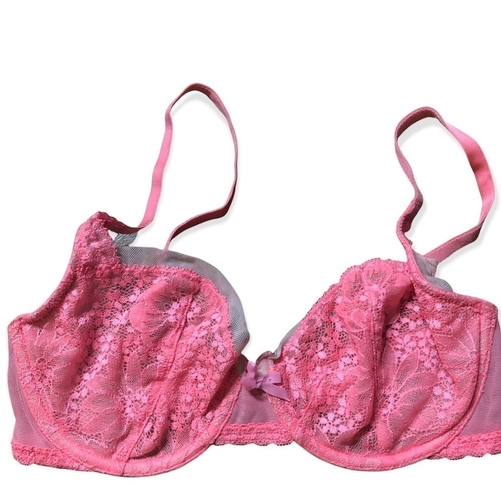 Victoria’s Secret bra pink lace sheer bra 32D Demi-buste